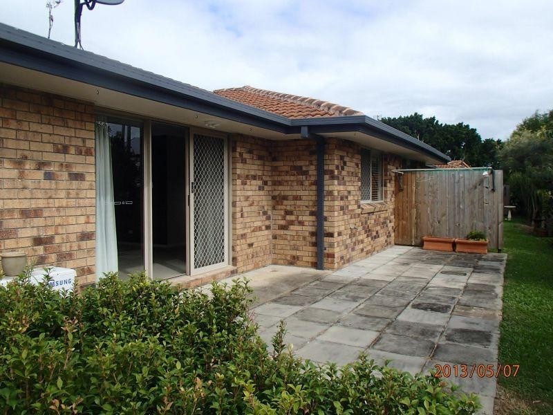 11 Waterford Court, Bundall QLD 4217