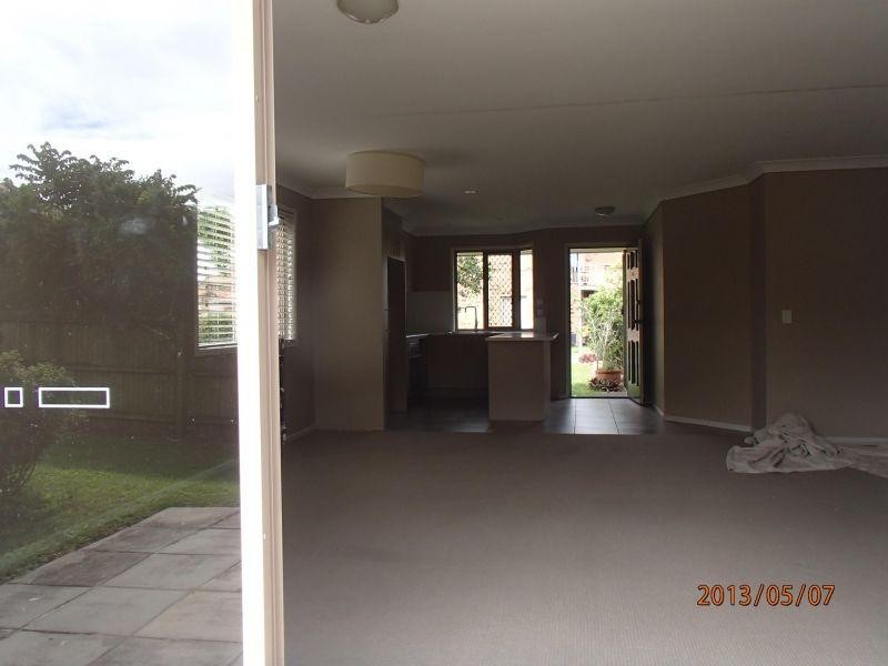 11 Waterford Court, Bundall QLD 4217