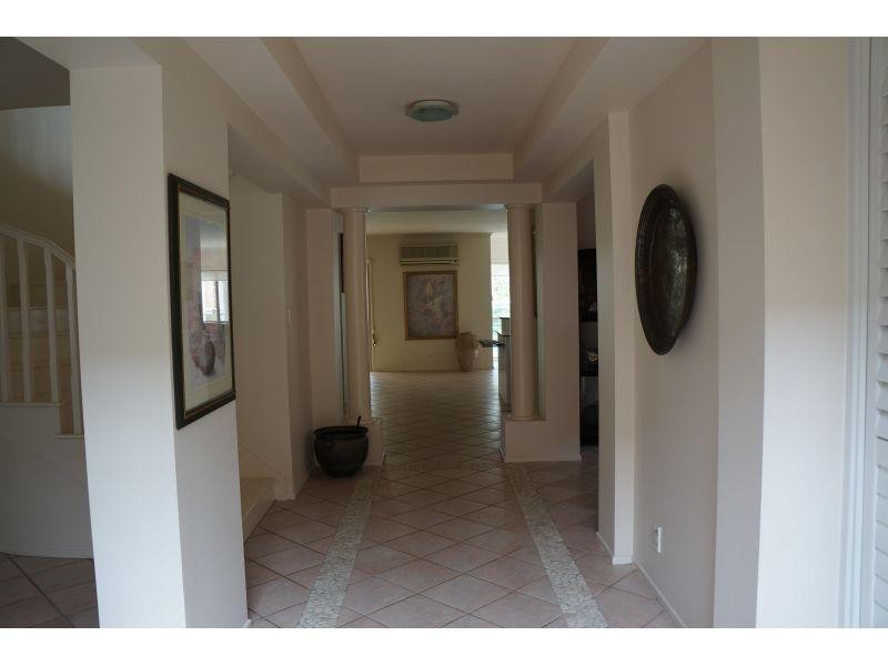 2 Jondel Close, Bridgeman Downs QLD 4035