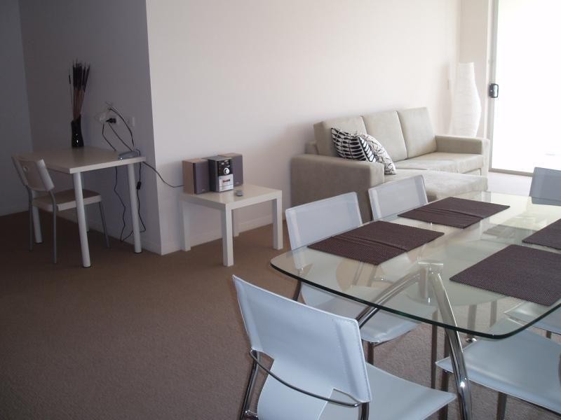 1104/14 Executive Drive, Burleigh Waters QLD 4220