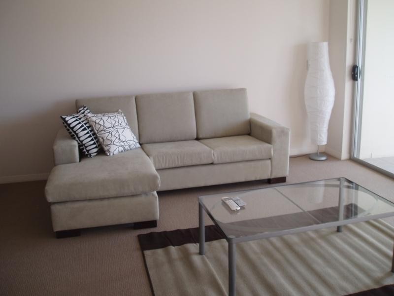 1104/14 Executive Drive, Burleigh Waters QLD 4220