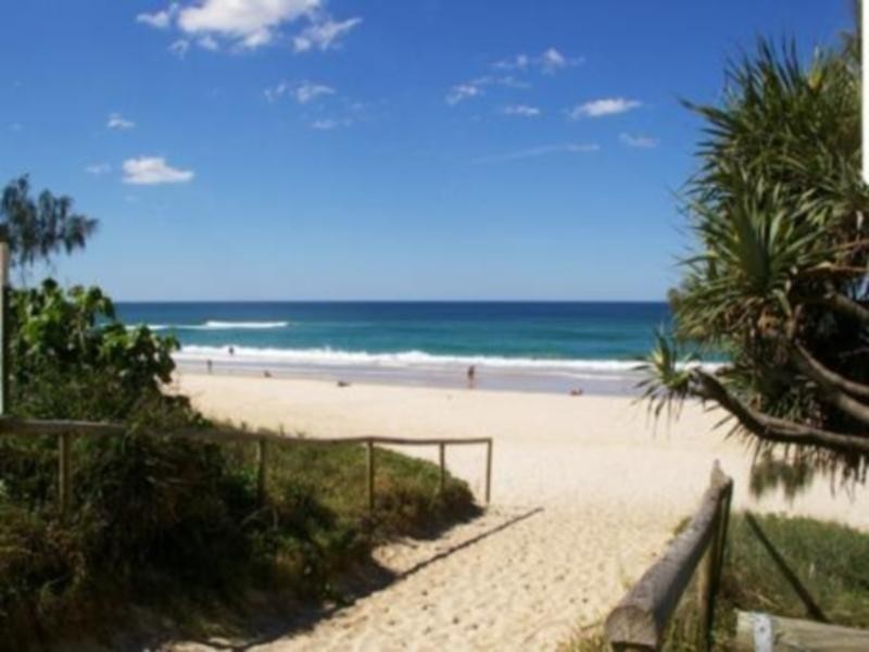 1104/14 Executive Drive, Burleigh Waters QLD 4220