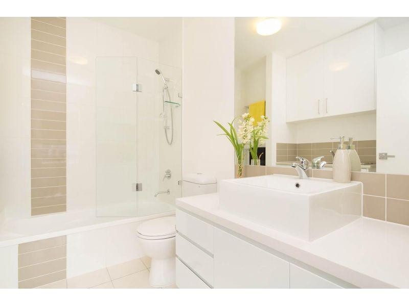 Robina QLD 4226