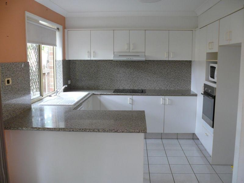 38 Murev Way, Carrara QLD 4211