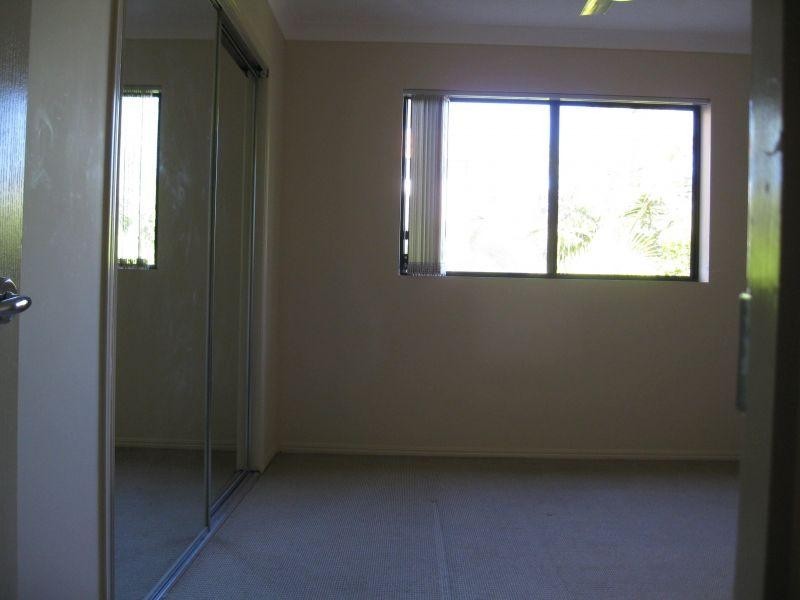 16 Markeri Street, Mermaid Beach QLD 4218