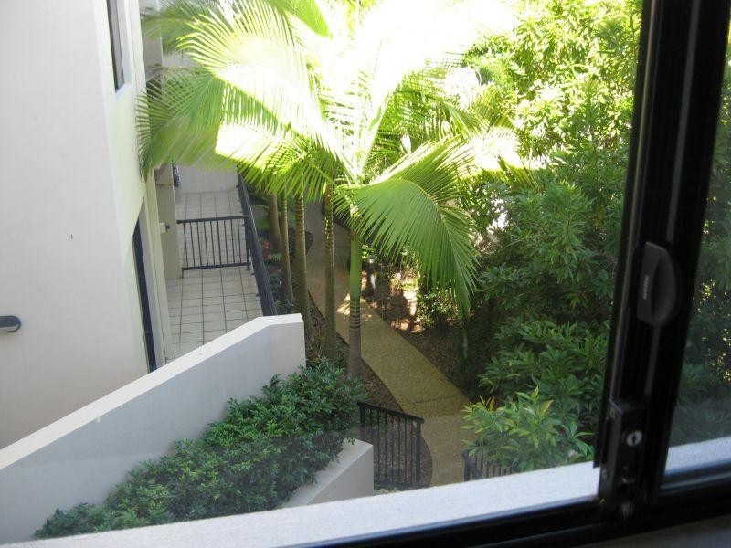 16 Markeri Street, Mermaid Beach QLD 4218