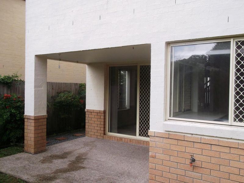 6 Samanthas Way, Slacks Creek QLD 4127