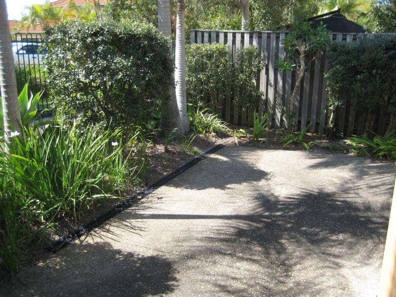 136 Palm Meadows Drive, Carrara QLD 4211