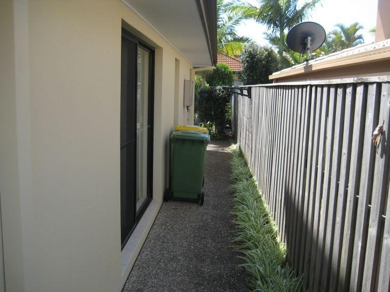 136 Palm Meadows Drive, Carrara QLD 4211
