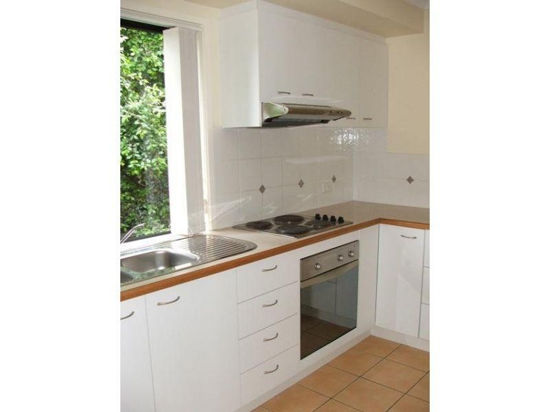 49 Gannon Avenue, Manly QLD 4179