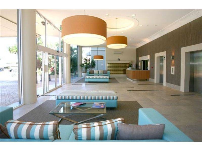 11-17 Hughes Avenue, Main Beach QLD 4217