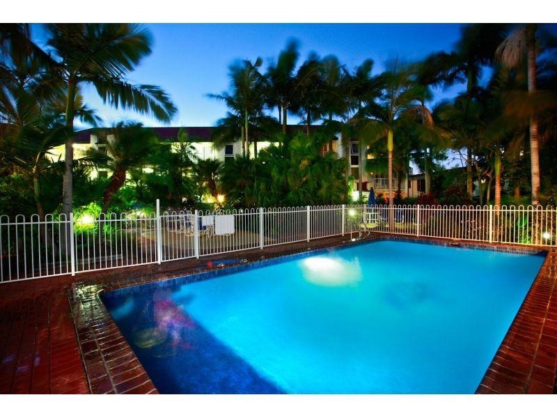 25-27 Peninsular Drive, Surfers Paradise QLD 4217