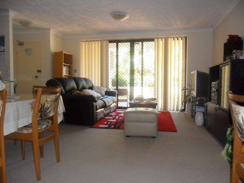 38 Labrador Street, Labrador QLD 4215