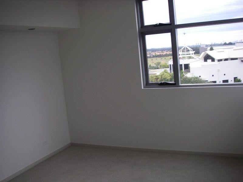 38 Riverwalk Avenue, Robina QLD 4226