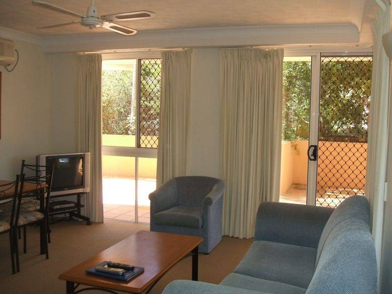 93 Old Burleigh Road, Broadbeach QLD 4218