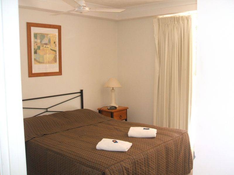 93 Old Burleigh Road, Broadbeach QLD 4218