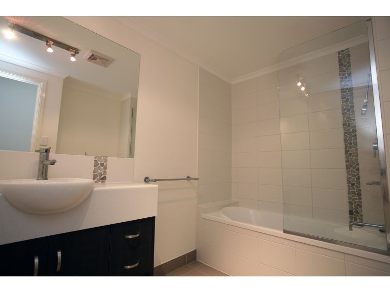 111 Bowen Road, Rosslea QLD 4812