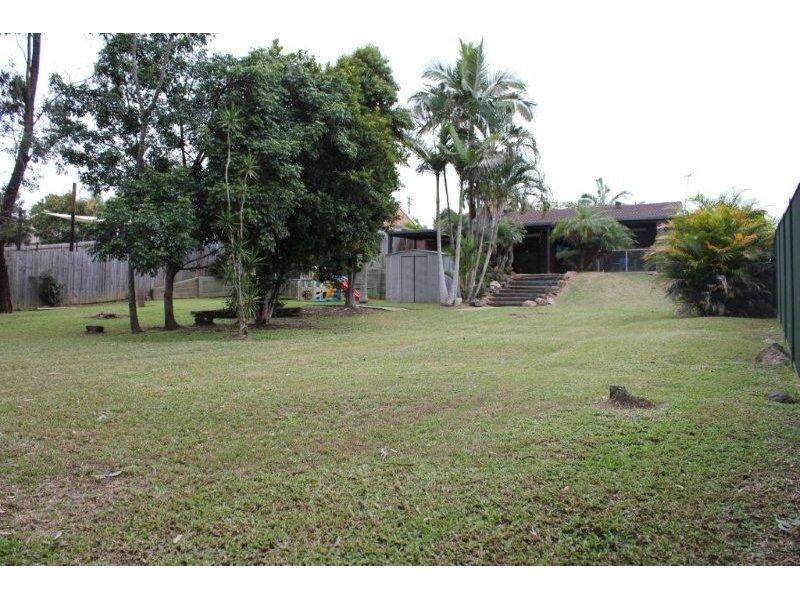 2 Blackthorn Crescent, Shailer Park QLD 4128