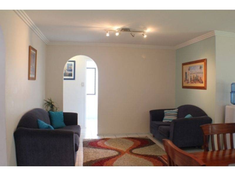 2 Blackthorn Crescent, Shailer Park QLD 4128