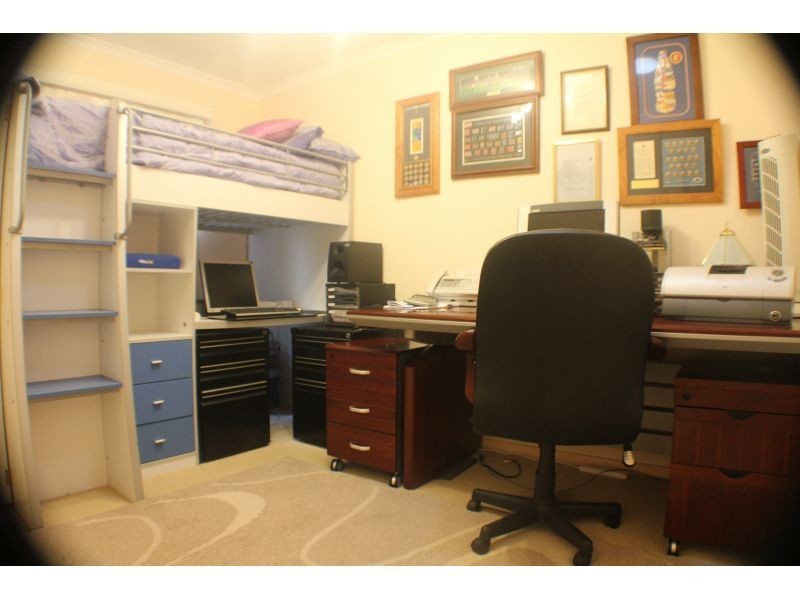 127 Parkview Crescent, Cornubia QLD 4130