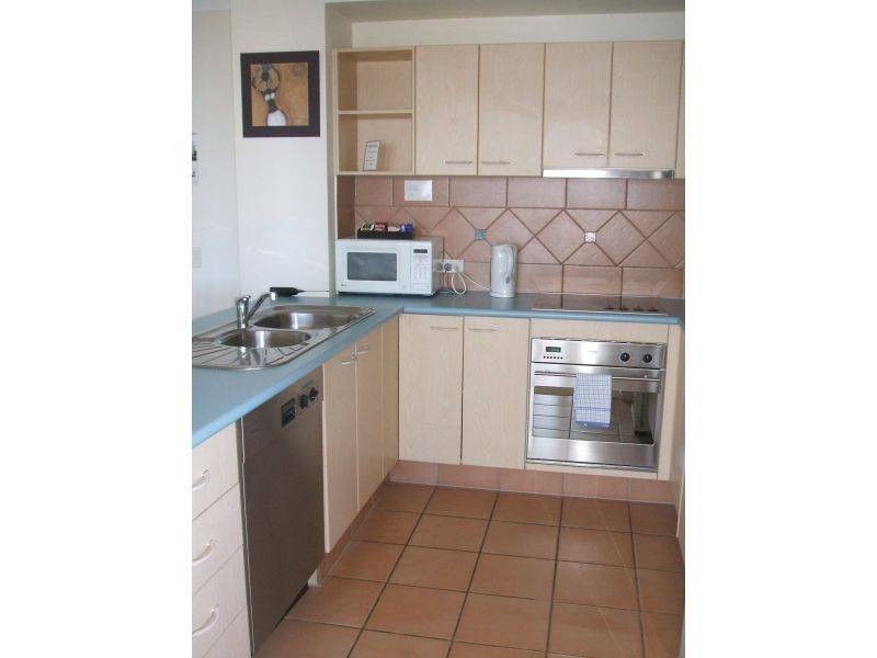 93 Old Burleigh Road, Broadbeach QLD 4218