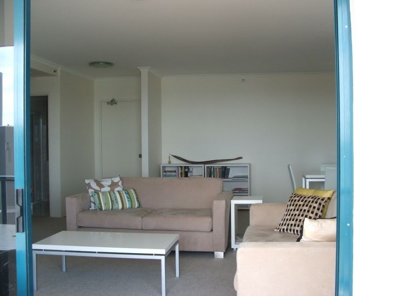 60, 22 Montgomery Avenue, Main Beach QLD 4217