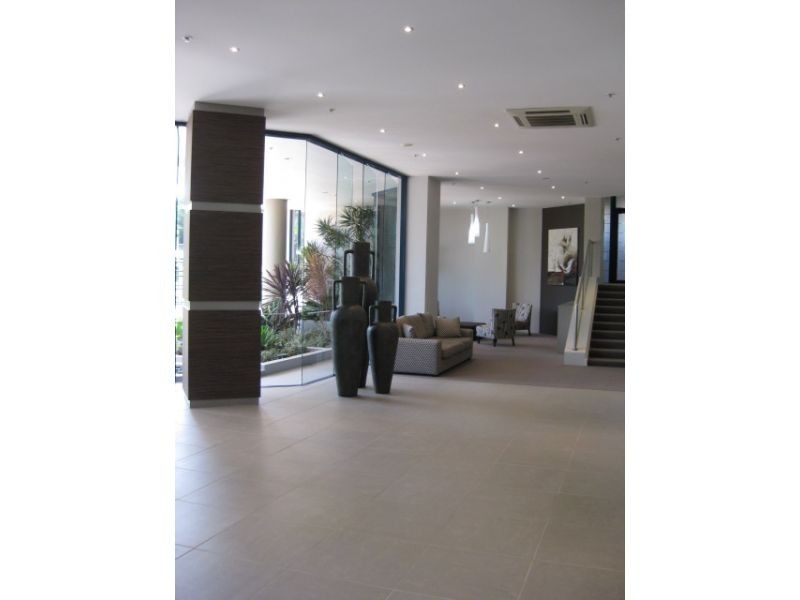 19, 22 Montgomery Avenue, Main Beach QLD 4217