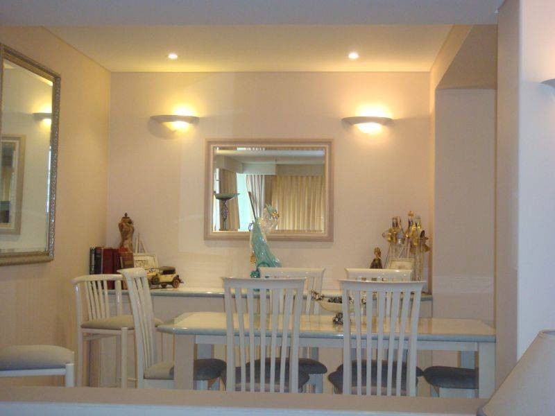 1 Peak Avenue, Main Beach QLD 4217