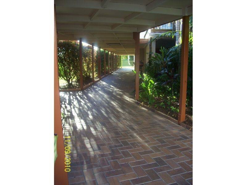 11-13 Fairway Drive, Clear Island Waters QLD 4226