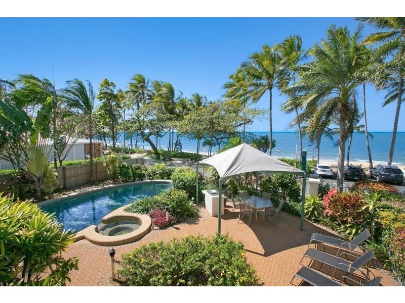 2/39 BEACHFRONT Vasey Esp, Trinity Beach QLD 4879