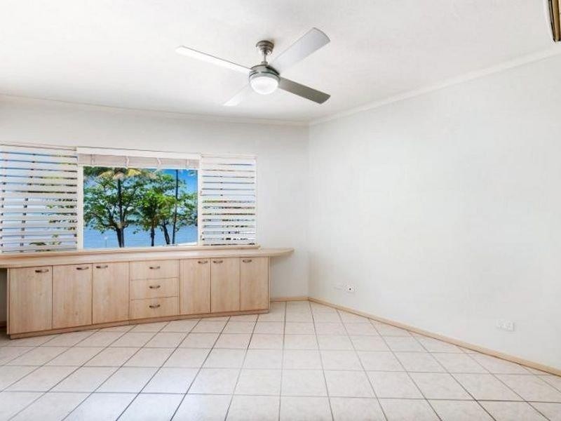 2/39 BEACHFRONT Vasey Esp, Trinity Beach QLD 4879