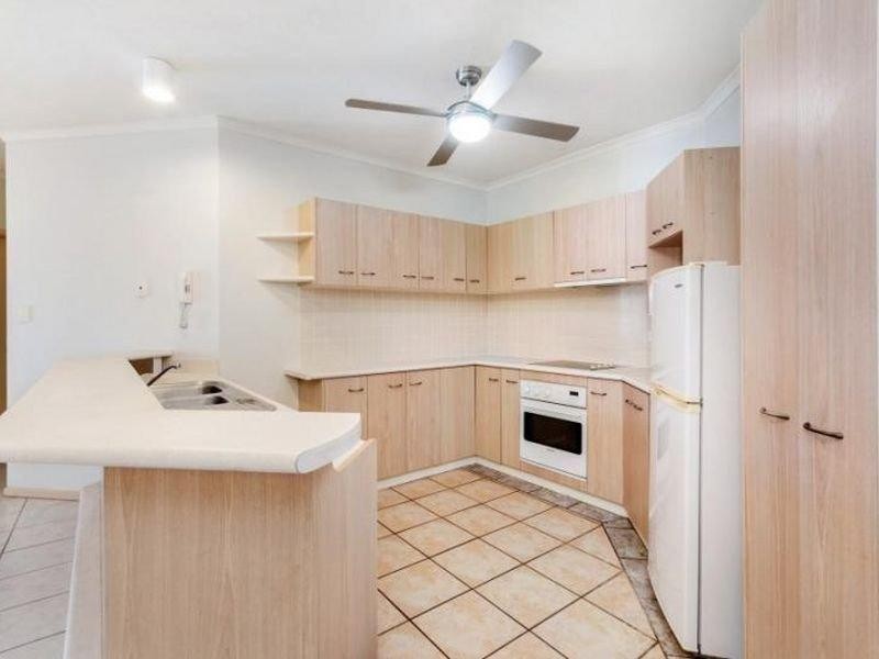 2/39 BEACHFRONT Vasey Esp, Trinity Beach QLD 4879
