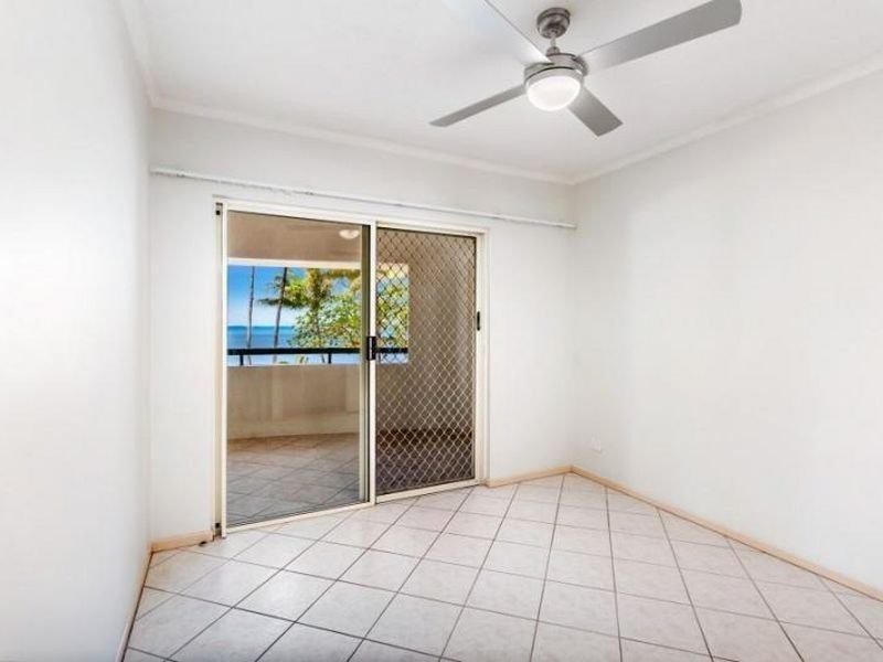 2/39 BEACHFRONT Vasey Esp, Trinity Beach QLD 4879