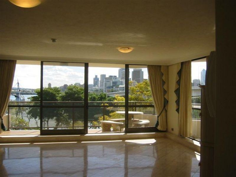 39, 26 Lower River Terrace, South Brisbane QLD 4101