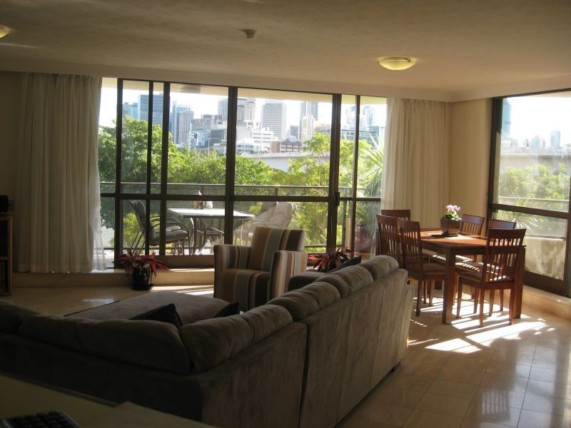 39, 26 Lower River Terrace, South Brisbane QLD 4101