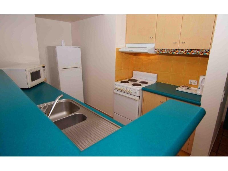 112 Surf Parade, Broadbeach QLD 4218
