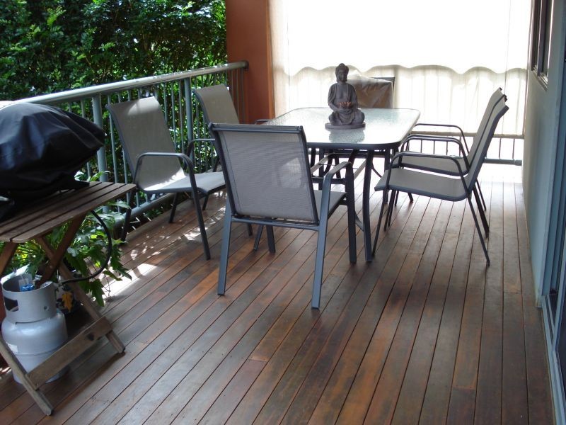 20 Fairway Drive, Clear Island Waters QLD 4226