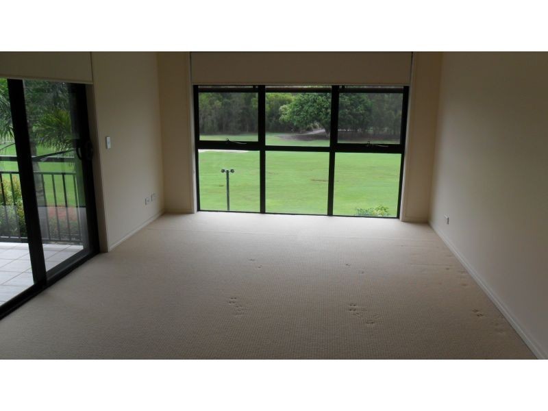 1 The Vistas Drive, Carrara QLD 4211