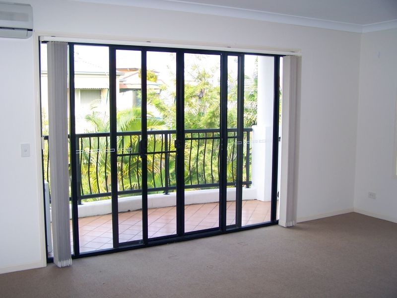 Chevron Island QLD 4217