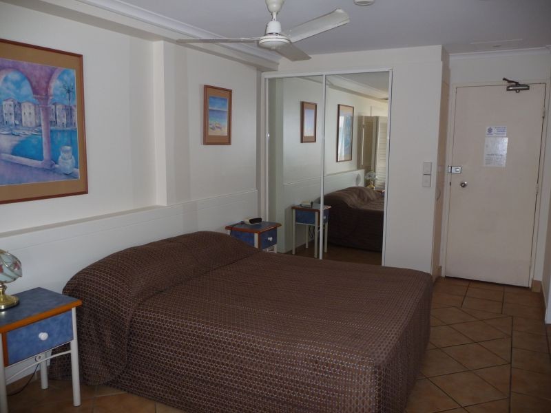 101, 3458 Main Beach Parade, Surfers Paradise QLD 4217