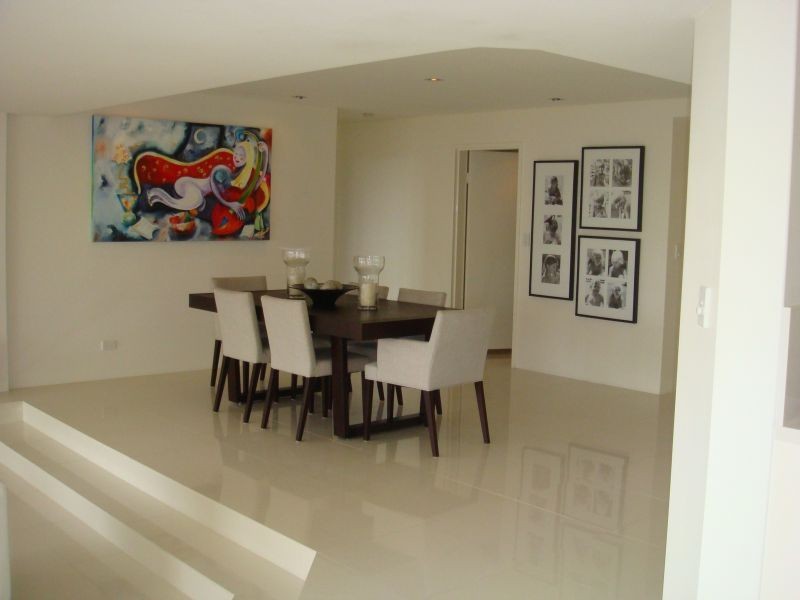 1 Peak Avenue, Main Beach QLD 4217