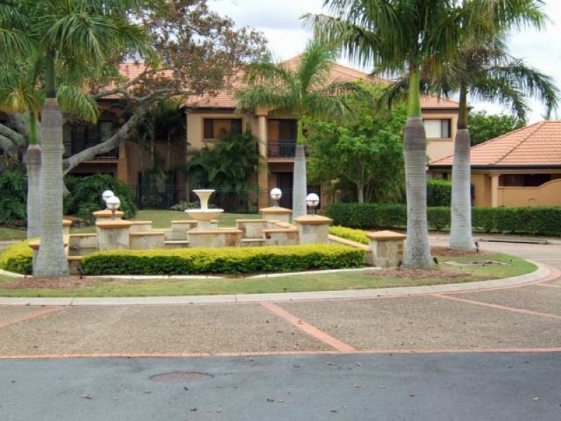 85 Palm Meadows Drive, Carrara QLD 4211