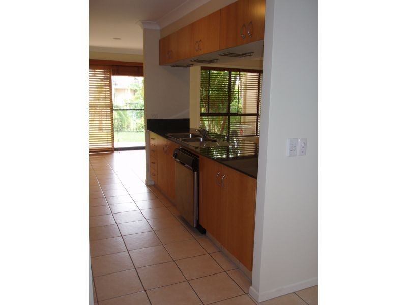 85 Palm Meadows Drive, Carrara QLD 4211