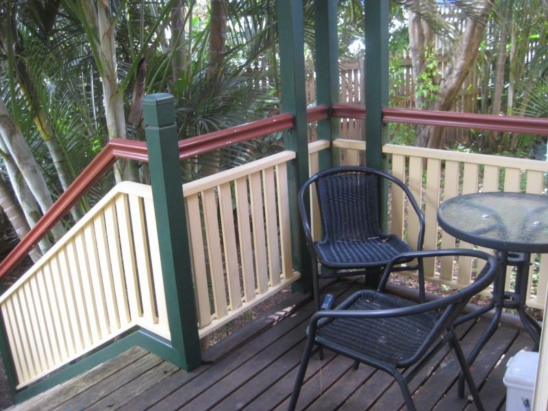 100 Racecourse Road, Bundall QLD 4217