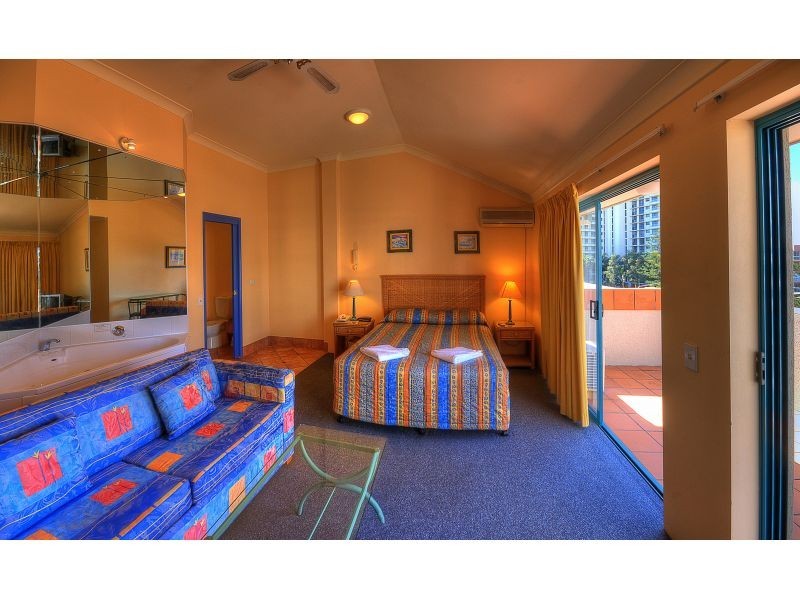 36A, 112 Surf Parade, Broadbeach QLD 4218