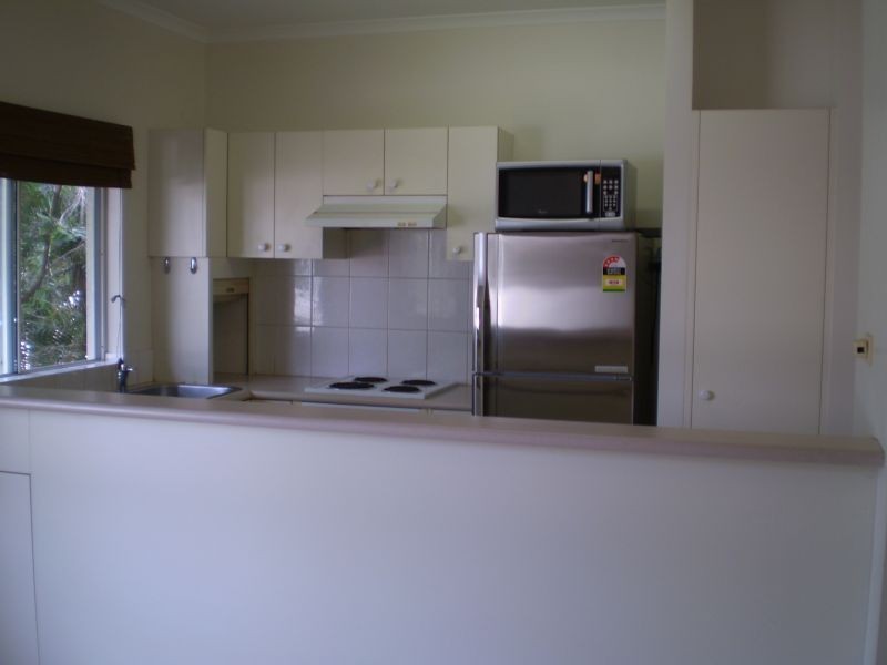 8, 203 Mayers Street, Cairns QLD 4870