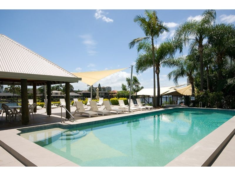32, 63 Cavill Avenue, Surfers Paradise QLD 4217