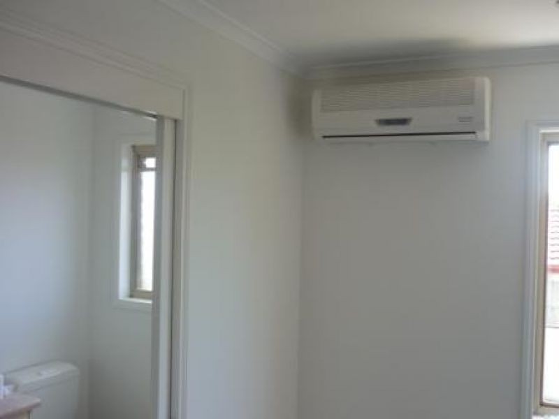 1A Alison Road, Carrara QLD 4211