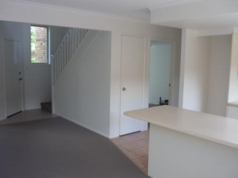 1A Alison Road, Carrara QLD 4211