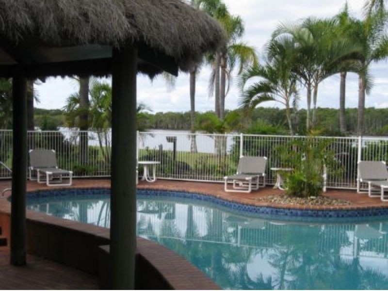 13, 81 Boykambil Esplanade, Hope Island QLD 4212